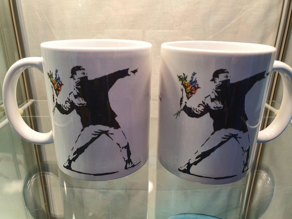 Banksy Mug Love Is In The Air image 0